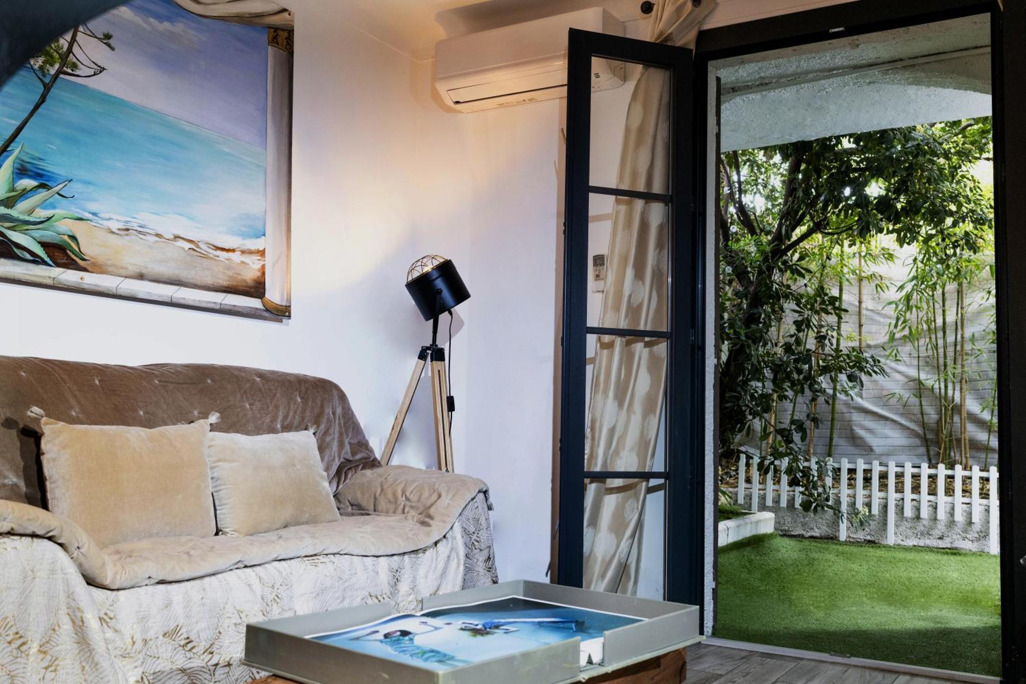 Tropez Centre. Les Canoubiers Pour 4 *